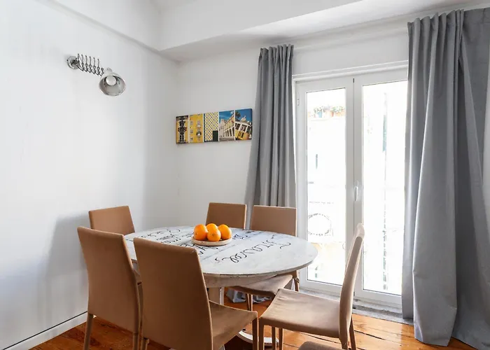 Apartament Avenida *